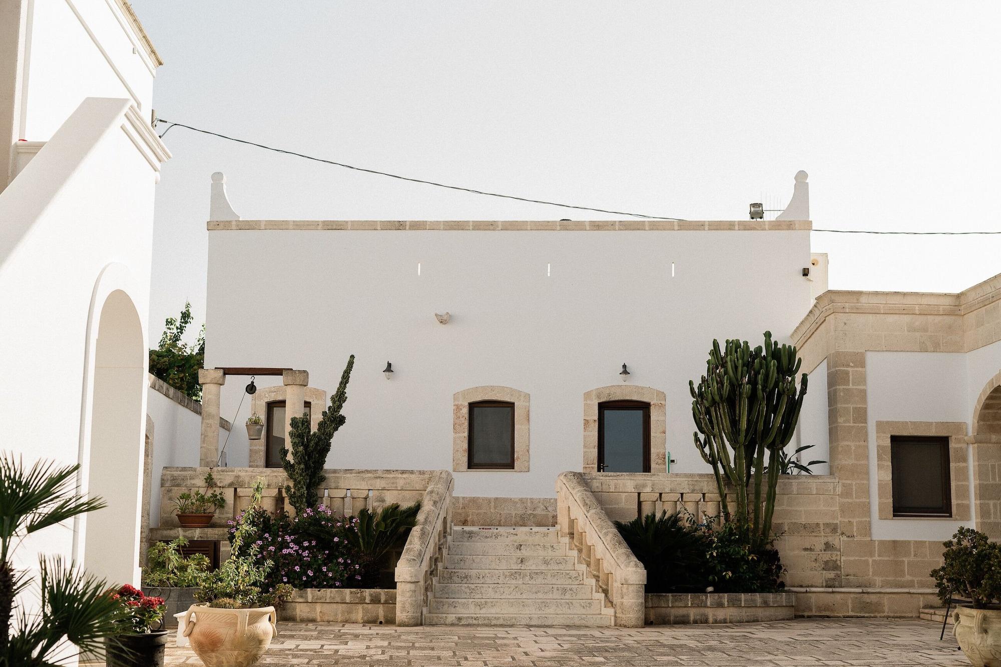 Masseria San Martino Hotel Pezze Di Greco Exterior foto